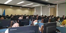 激发学习兴趣，学情分析系统，提供吸引学生的学科学习资源。在这个信息爆炸的时代，教育领域也迎来了前所未有的发展机遇。激发学习兴趣，通过学情分析系统提供吸引学生的学科学习资源，成为了推动学生全面发展的重要途径之一。学习兴趣是学生学习过程中最宝贵的动力。它能够使学生在学习中保持好奇心和探索欲，进而更加主动地吸收知识。然而，每个学生的兴趣点都是多样化的，如何精准地识别并激发每个学生的学习兴趣，就显得尤为关键。这时，学情分析系统的作用便凸显出来了。通过对学生学习行为的记录和分析，教师可以深入了解每位学生的学习偏好、能力水平以及潜在的兴趣点，从而为他们量身定制更为合适的学习路径和资源。提供吸引学生的学科学习资源，是激发学习兴趣的有效手段。在传统的教学模式中，学科知识往往通过固定的教科书和教学计划传授给学生，这种单一的学习方式难以满足所有学生的需求。而现代教育技术的发展，使得丰富多彩的学习资源得以广泛应用。从互动式的电子教材到虚拟实验室，从在线课程到游戏化学习平台，这些多元化的学习资源不仅能够吸引学生的注意力，还能够根据学情分析系统提供的数据，针对性地强化学生的学习体验。更为重要的是，通过学情分析系统，教师能够实时跟踪学生的学习进度和效果，及时调整教学策略和学习资源的分配。这种灵活高效的教学管理不仅有助于提高教学质量，还能够极大地提升学生的学习效率和成就感。总之，激发学习兴趣，利用学情分析系统提供吸引学生的学科学习资源，是现代教育改革的重要方向。通过精准分析学生的学习情况，为他们量身打造个性化的学习计划和资源，不仅能够有效提升学生的学习兴趣和学习效果，还能够培养学生的自主学习能力和创新思维，为他们的终身发展奠定坚实的基础。在这个过程中，教师的角色也由传统的知识传授者转变为学习引导者和伙伴，共同构建一个更加开放、互动和高效的学习环境。